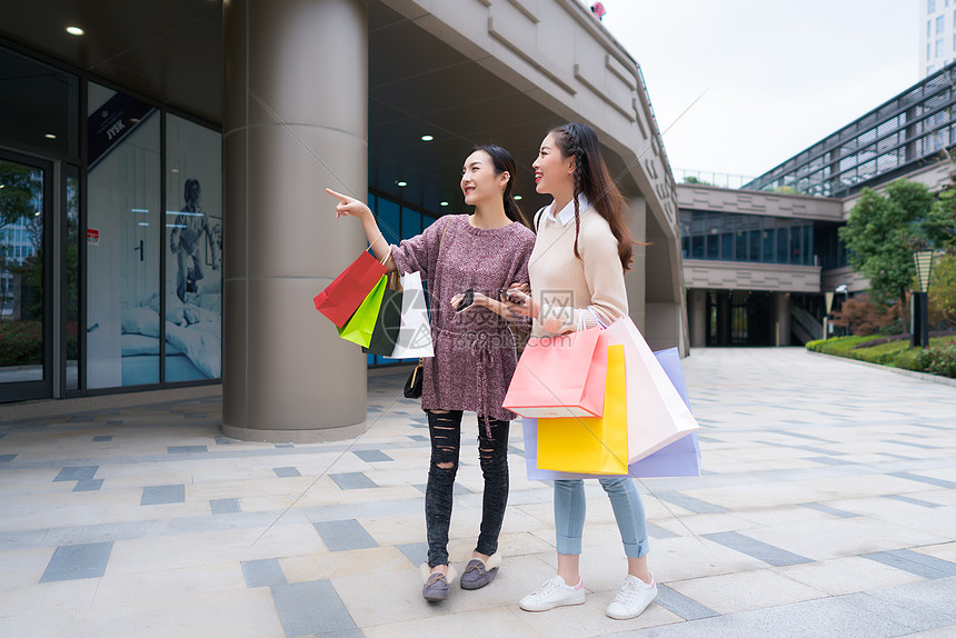 女性商城购物图片