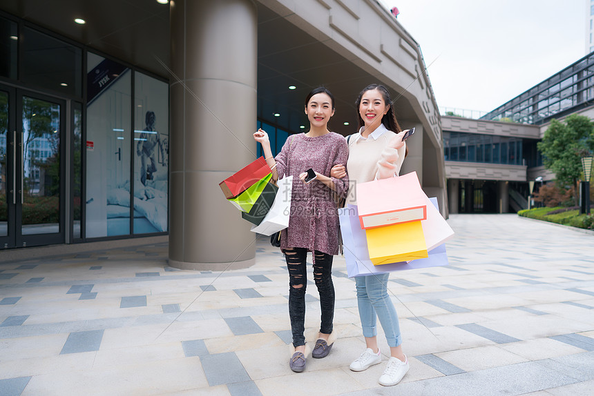 女性商城购物图片