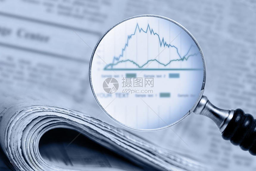 放大镜下的数据信息图片素材-正版创意图片500732556-摄图网