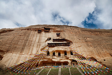 甘肃马蹄寺风景区背景