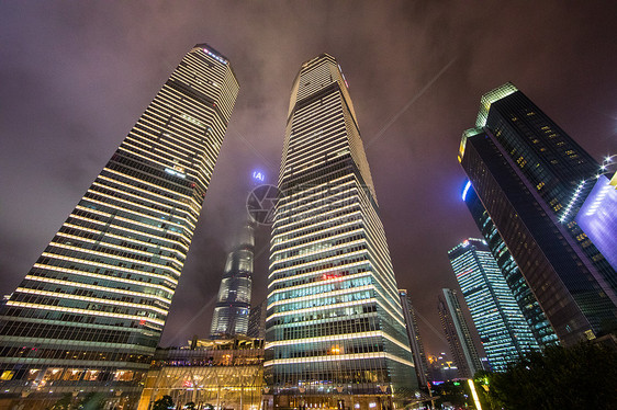 夜上海建筑图片