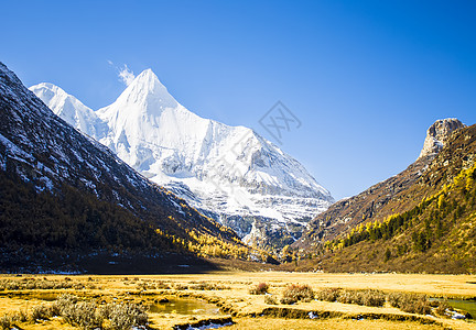 飘渺雪山之景雪山一景背景