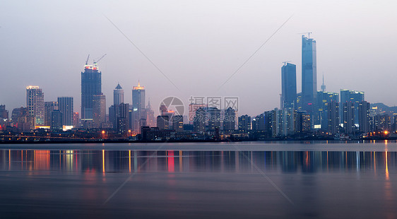 海岸城市建筑风景图片