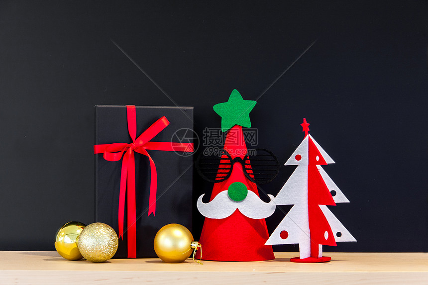 创意圣诞装饰和礼盒图片