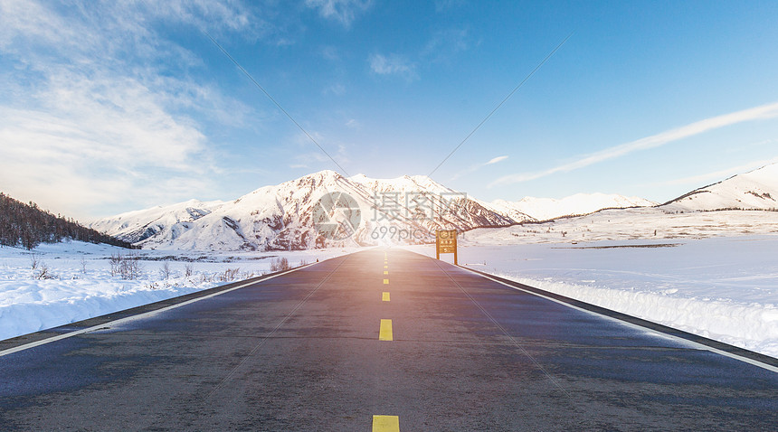 雪山公路地面图片