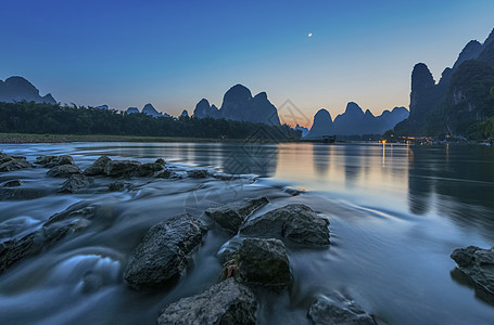 桂林漓江兴坪夜色图片