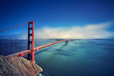 蓝天白云大海背景美国金门大桥设计图片