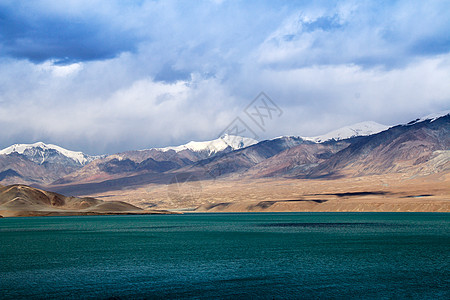 新疆丝绸之路新疆帕米尔高原喀拉库勒湖背景