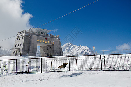 丝绸之路国际滑雪场新疆塔什库尔干红其拉甫口岸背景