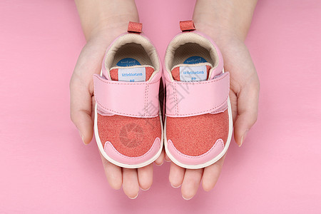 童鞋宝宝穿鞋高清图片
