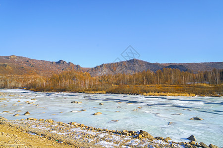 山川冬景冰冻的河流背景
