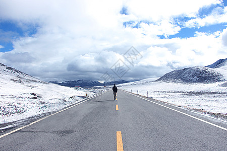 新疆阿勒泰阿勒泰雪景高清图片