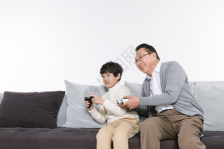 爷爷和孙子打游戏背景图片