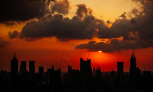 上海城市日落剪影图片