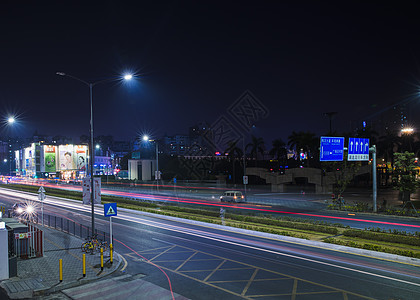 街道夜景图片