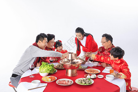 新年一家人在一起团圆聚餐高清图片