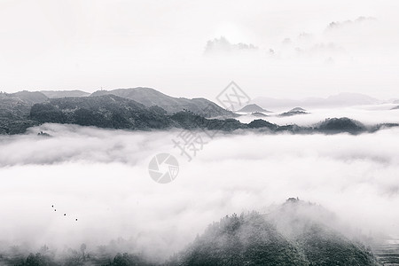 插画旅游充满中国风的江南水乡雾气景色背景