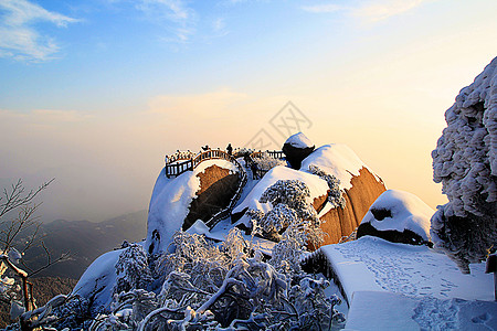 冬季美景天柱山雪景背景