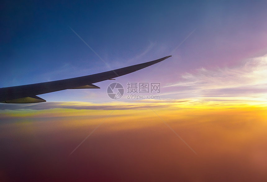 高空机翼图片