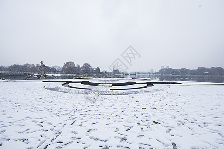 雪后的雪景图片