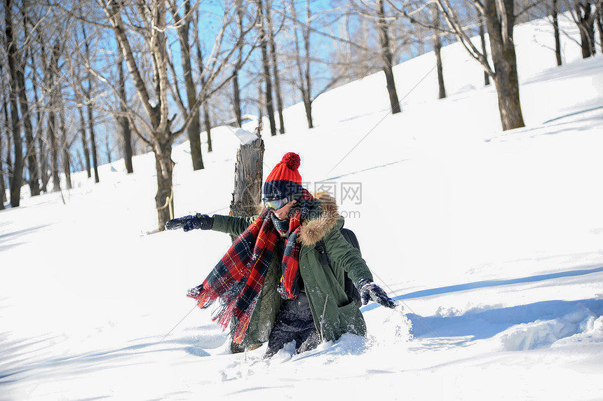 玩雪图片