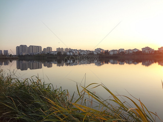 石湖向晚图片