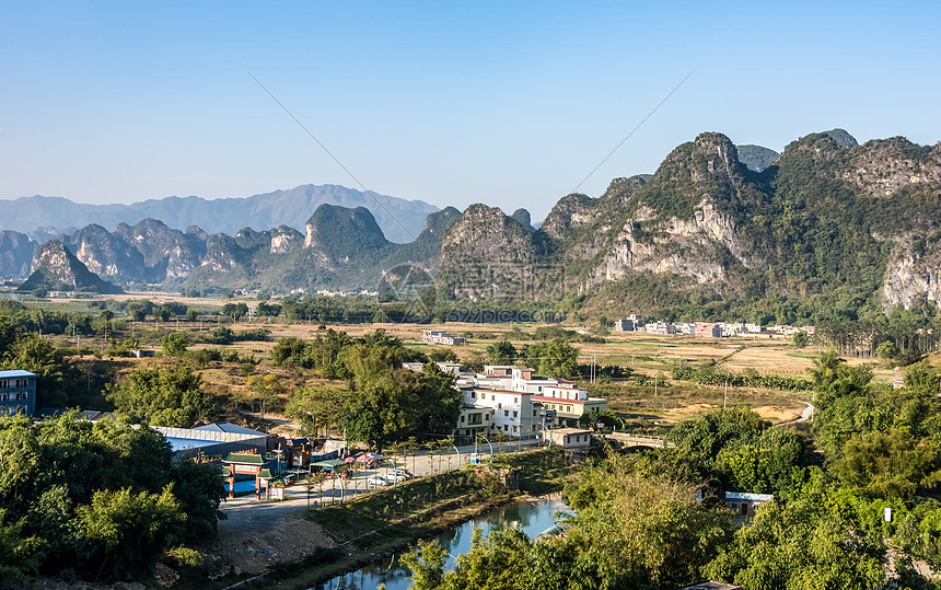 广东英德山峰图片