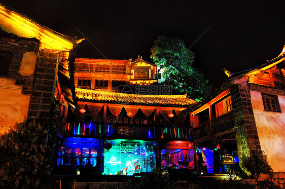 丽江古城酒吧夜景图片