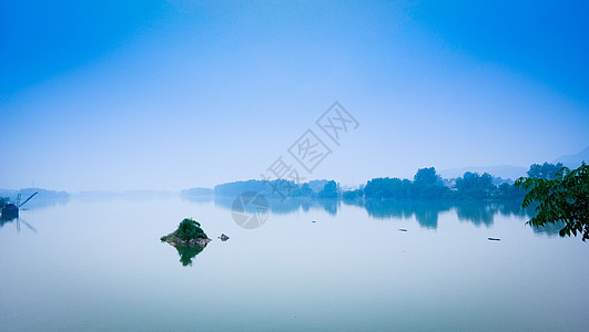禅意中国风意境湖泊图片