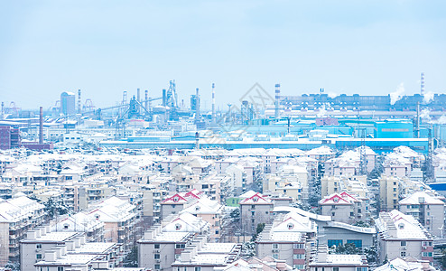 上海工厂居民楼雪景高清图片