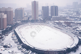 武汉体育馆雪景图片