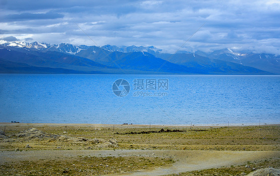 纳木错雪山图片