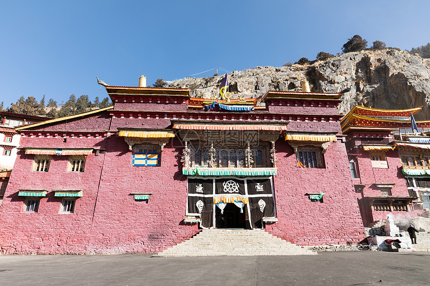 稻城奔波寺寺庙图片