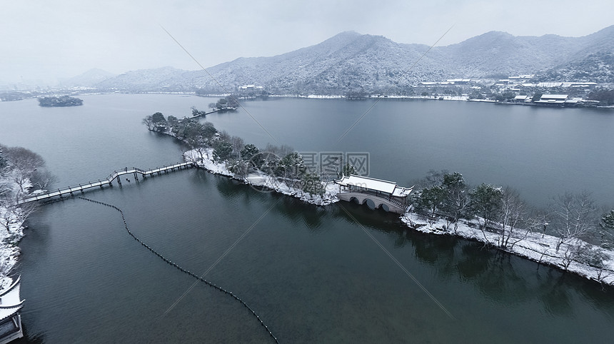 下过雪的杭州萧山湘湖景区图片