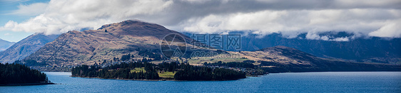 新西兰皇后镇瓦卡蒂普湖图片