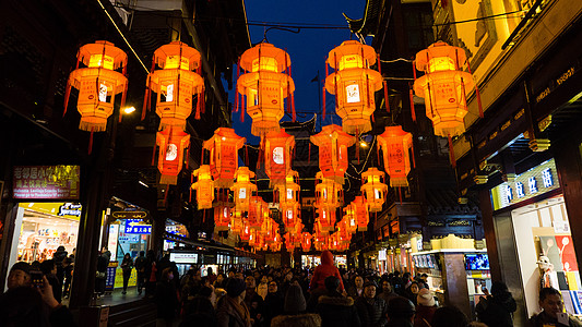 迎财神2018灯会里的年味背景