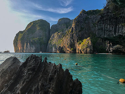 攀牙湾的峡谷背景