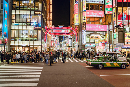 东京新宿夜景图片