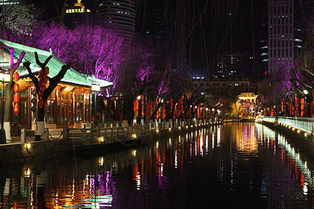 济南护城河夜景图片