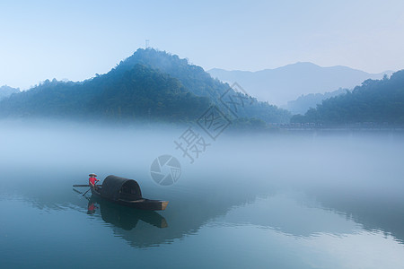 宁静早晨小东江风光背景