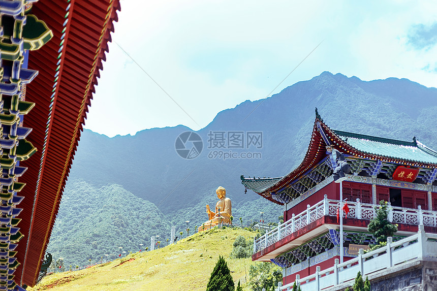 莲花山上的千年古刹寺庙图片