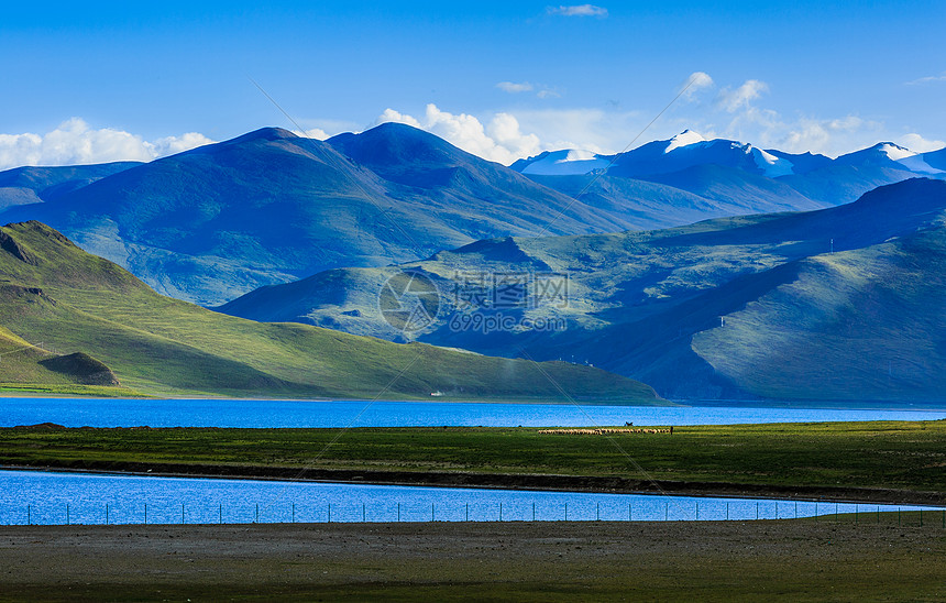 西藏高原山川湖泊        ID：500847331