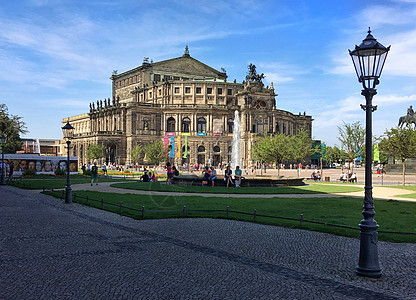 欧洲德国德累斯顿歌剧院背景图片