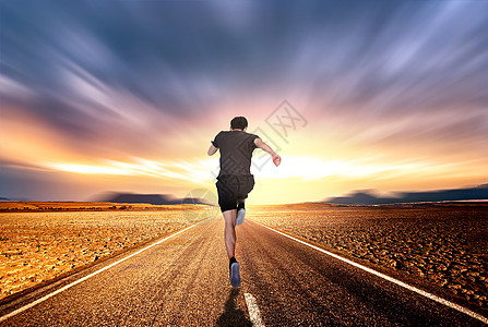 健身男人跑步设计图片