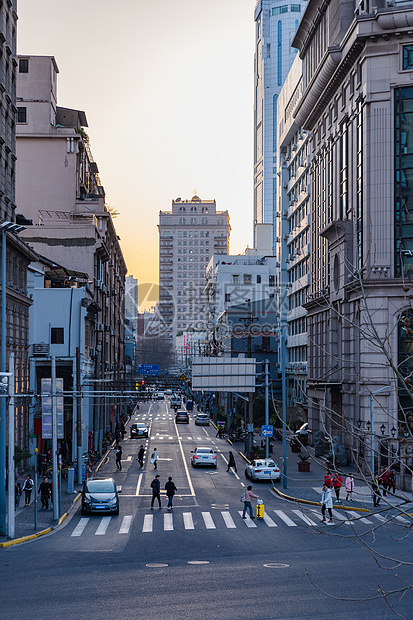 上海路与建筑图片