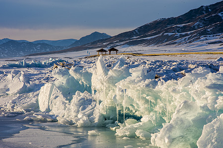 九寨沟 雪新疆赛里木湖冬季冰雪美景背景