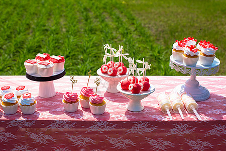 婚礼甜品蛋糕图片