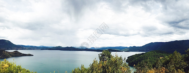 湖光山水泸沽湖景背景