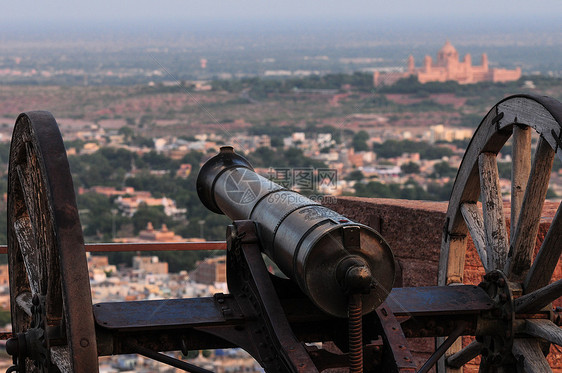 印度焦特布尔梅兰加尔古堡上的古炮图片