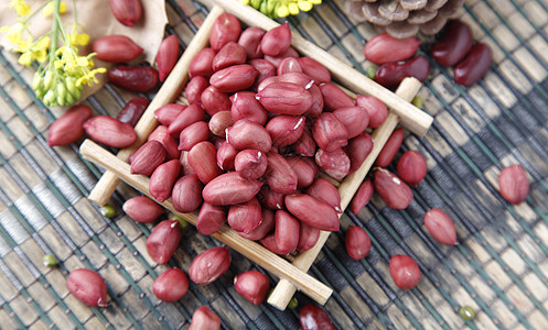 红色豆子背景图片